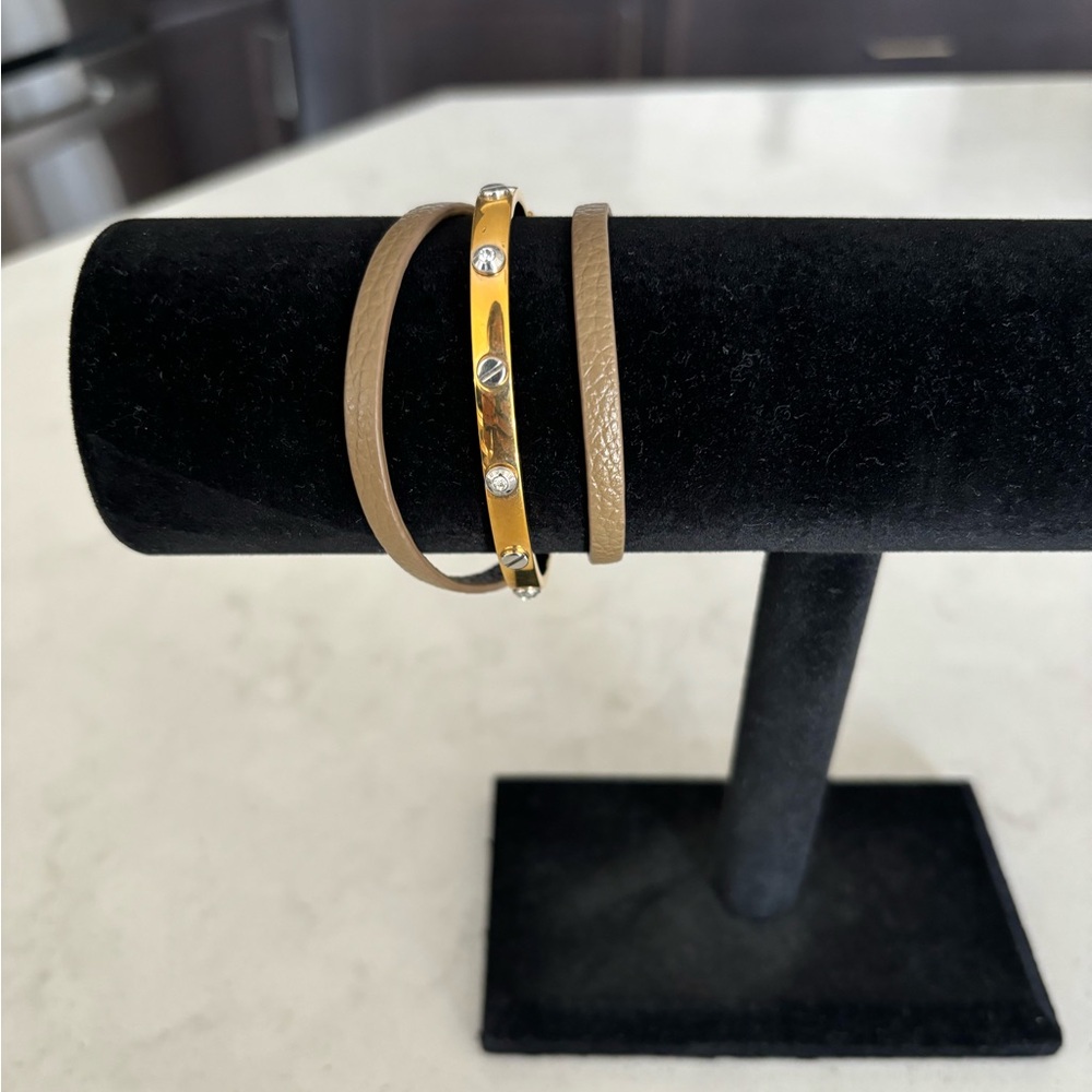 Henri Bendel bracelet